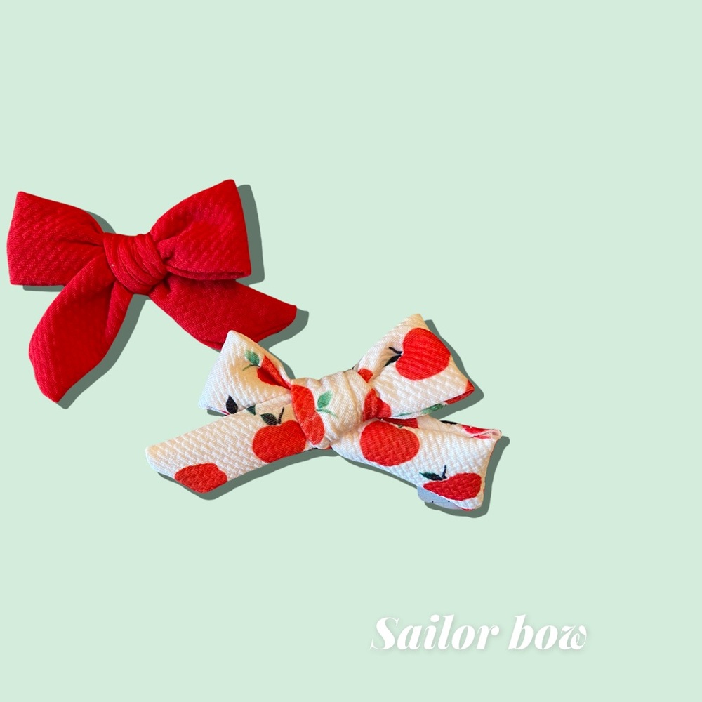 Available on clip or nylon